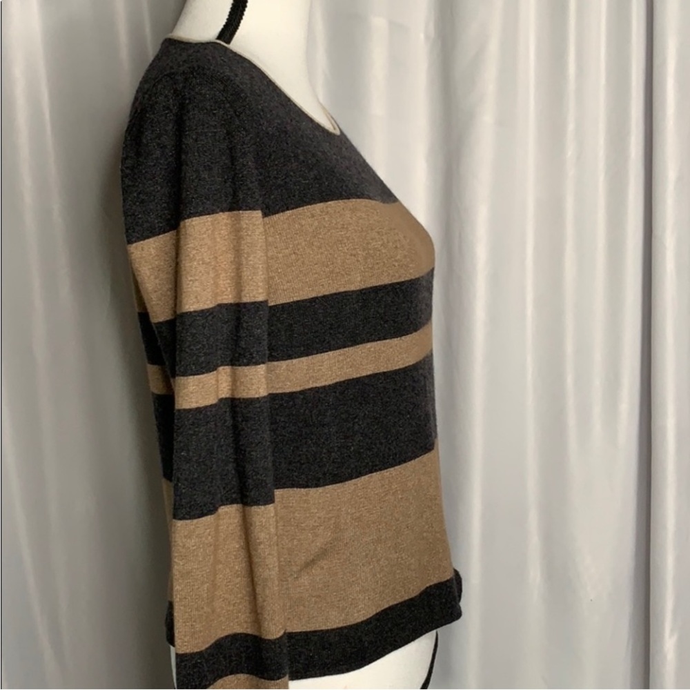 Chanel Women's Sweater - Black and Tan Stripes Sz 40 - Picture 8 of 8
